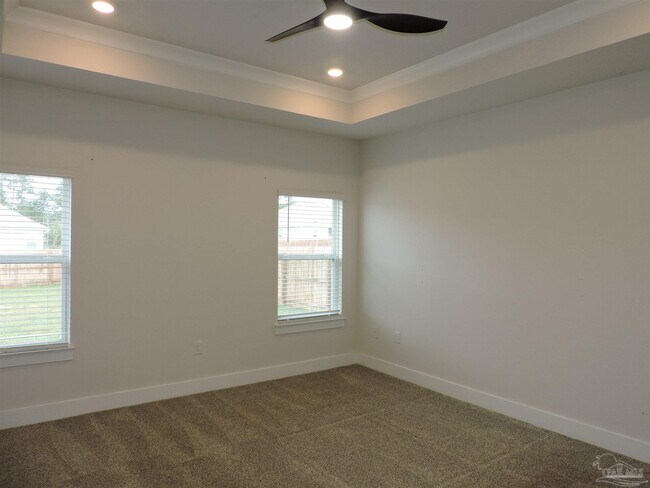 Building Photo - 10696 Davenport Lp