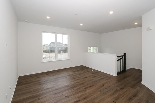Building Photo - 2244 Stonegate Rd