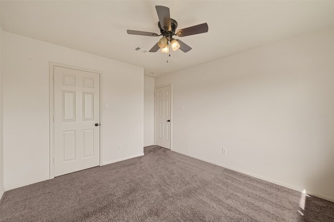 Building Photo - 11002 Heron Nest St