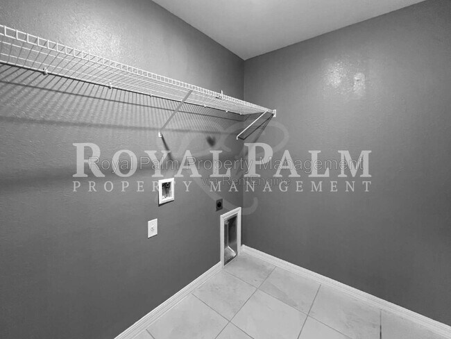 Building Photo - 3107 35th St W