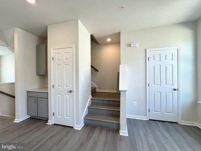 Building Photo - 45714 N Maxine Wy