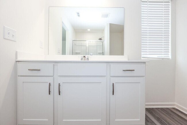 Building Photo - 78 Elmarry Ln