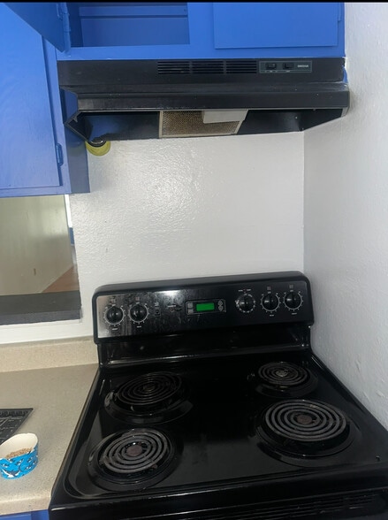 Building Photo - 9504 Kempler Dr