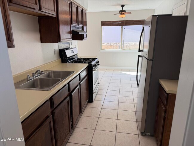 Building Photo - 10429 Persephone Dr