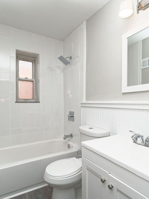 Building Photo - 6953 Chippewa St