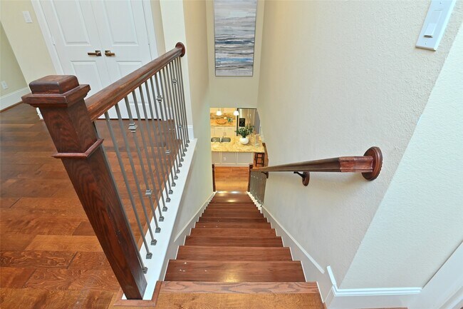 Building Photo - 11906 McNabb Ln