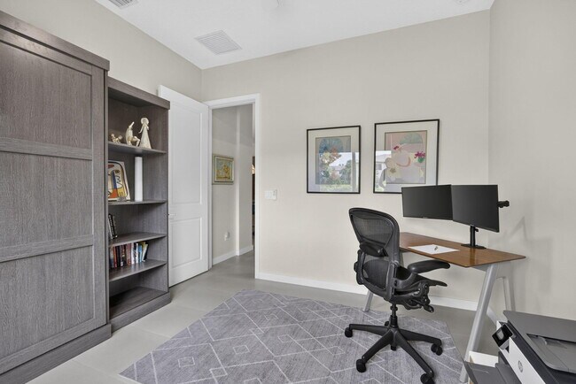 Building Photo - 1431 Pioneer Way