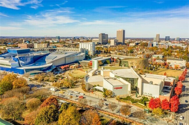 Building Photo - 3445 Stratford Rd NE