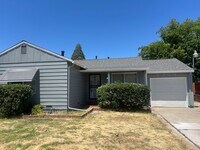 Building Photo - 2257 Fruitridge Rd