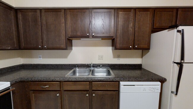 Building Photo - 1820 A Ave NE