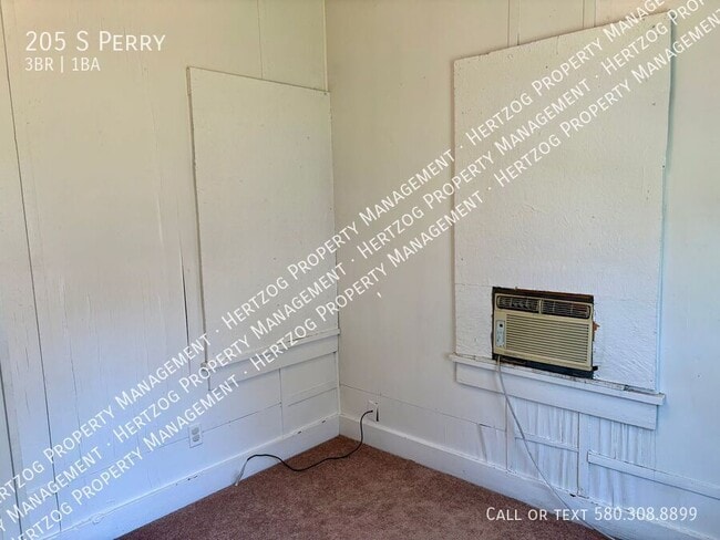 Building Photo - 205 S Perry-