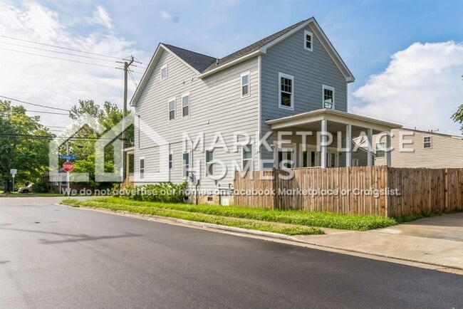 Building Photo - 2529 Tidewater Dr