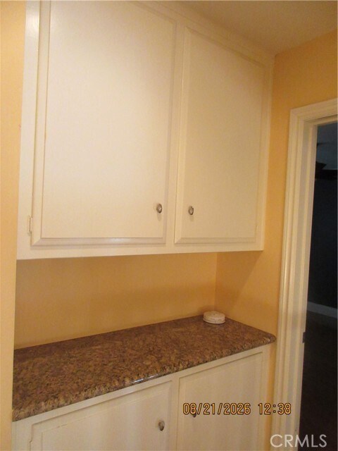 Building Photo - 6777 Ossabaw Ct