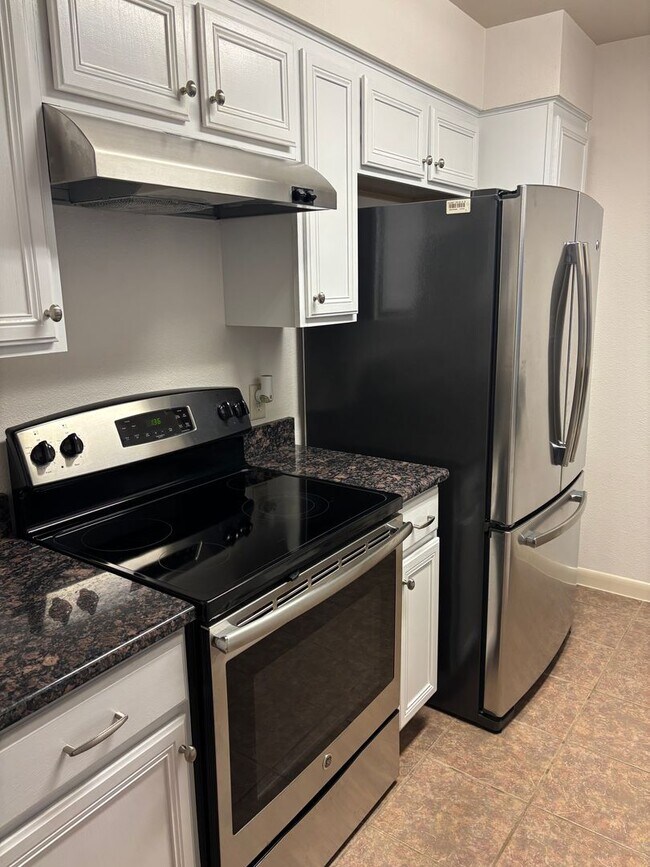 Building Photo - Charming one-bedroom, one-bath home in San Antonio