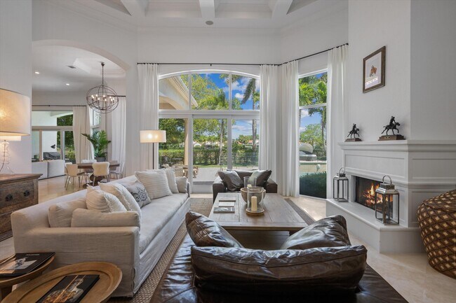 Building Photo - 12820 Mizner Way