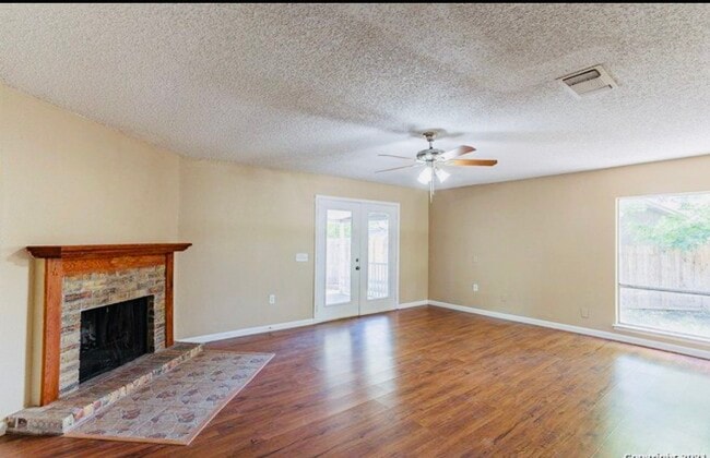 Building Photo - 5822 Moores Creek