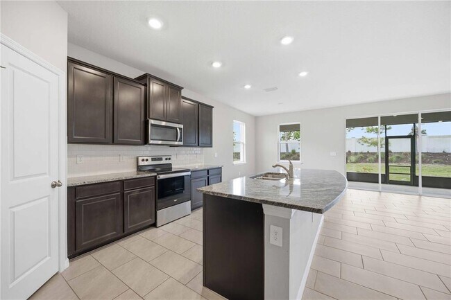 Building Photo - 5719 Woodland Sage Dr