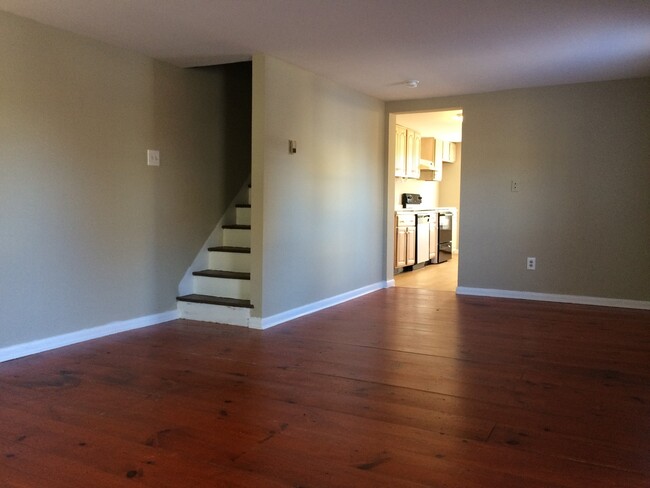 Building Photo - Economical home with wood floors, Palisade...