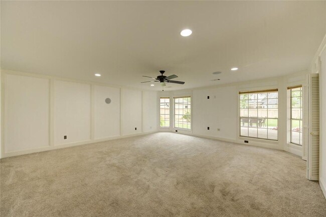Building Photo - 1802 Cobblestone Ct