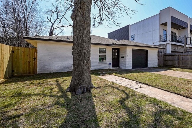 Building Photo - 4710 Hershe St