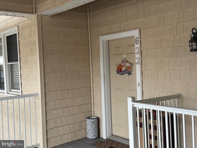 Building Photo - 622 Oyster Bay Pl