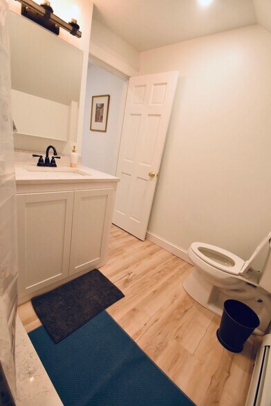 Building Photo - 35 Cumberland St