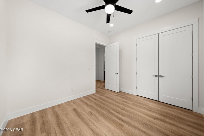 Building Photo - 114 Lake Merial Trail