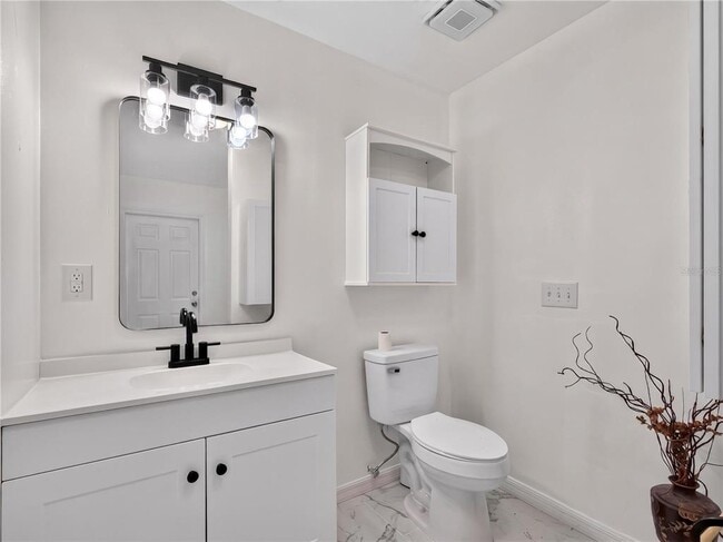 Building Photo - 465 Rio Grande Ln