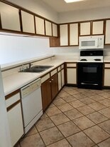 Building Photo - 3930 S Roosevelt Blvd