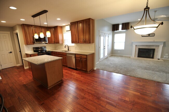Building Photo - 7543 Ashley Meadow Dr