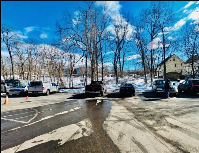 Parking lot - 35 Springside Ave