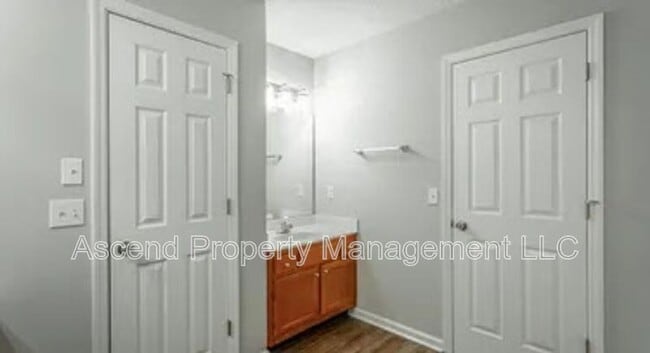 Building Photo - 10142 Baker Boy Dr