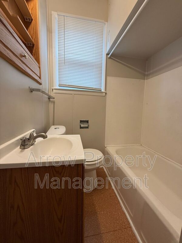 Building Photo - 1425 Garfield St