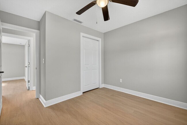 Building Photo - Fully Remodeled 3BR Home with Large Fenced Yard & New Deck