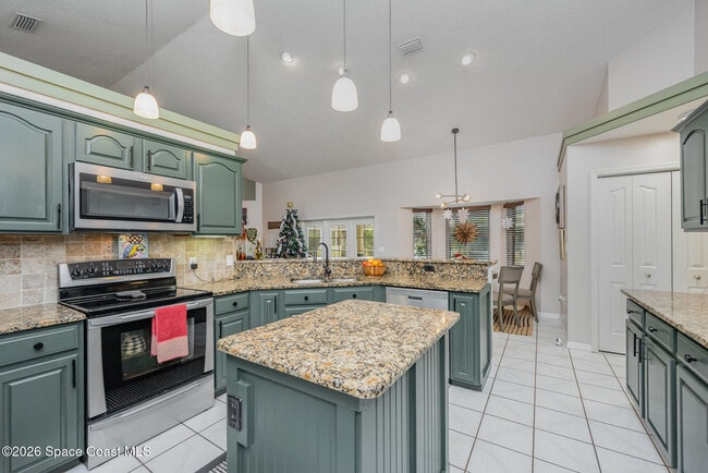 Building Photo - 3295 Savannahs Trail