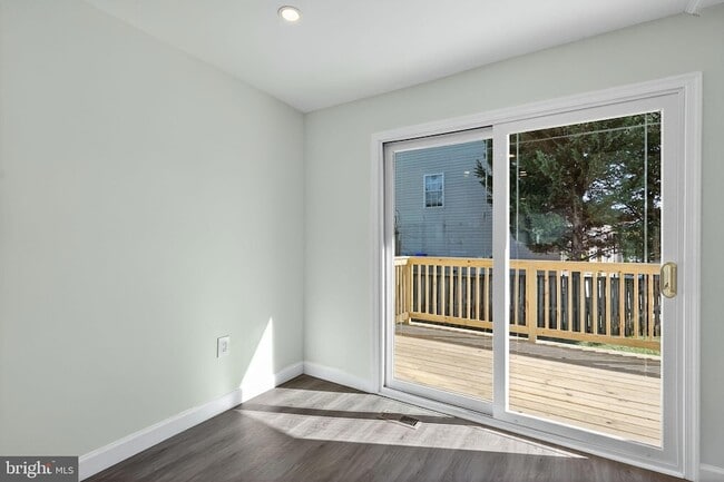 Building Photo - 8 Marley Neck Rd