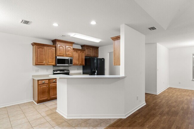 Building Photo - 71 Eventide Ln