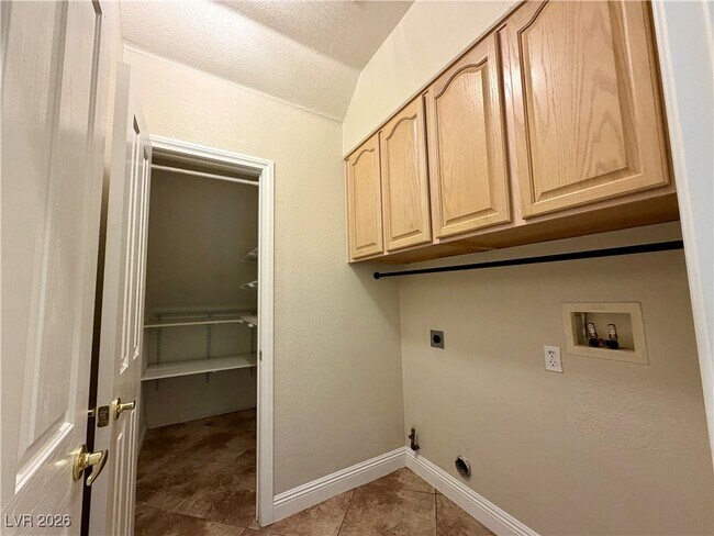 Building Photo - 274 Tropic Tan Ct