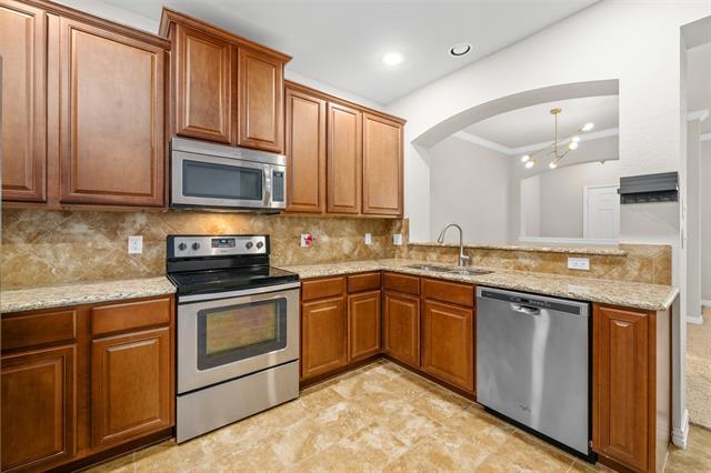 Building Photo - 6944 Carrington Ln