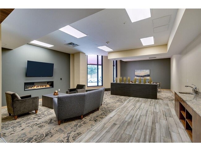 Building Photo - 1240 S 2nd St