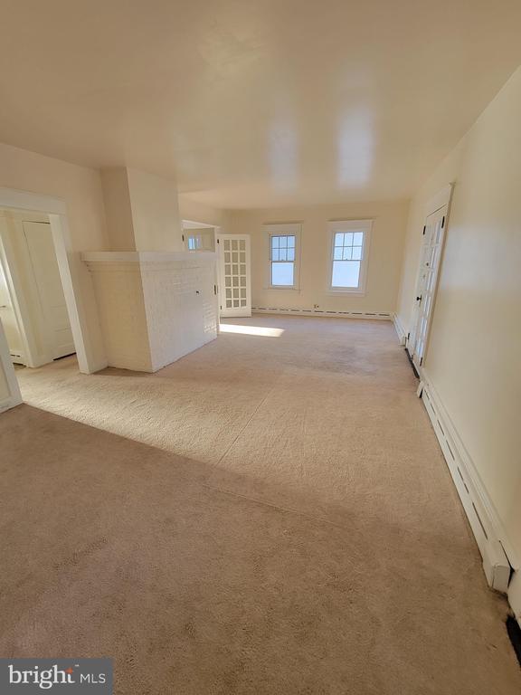 Primary Photo - 317 Brower Ave