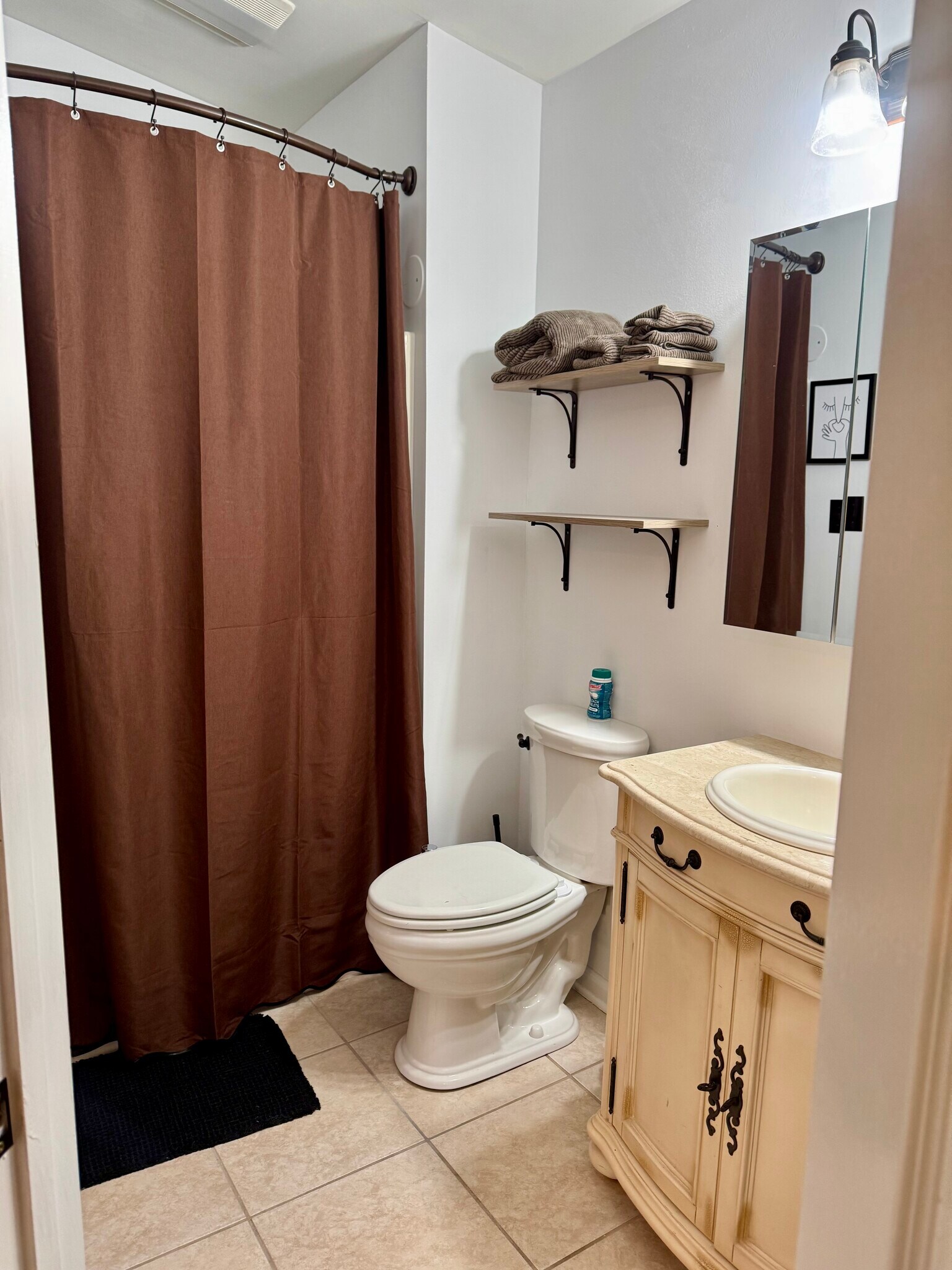 Building Photo - 3 Lang St