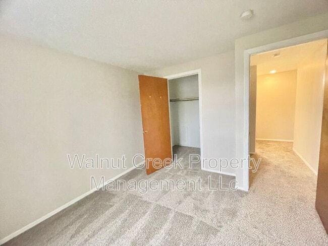 Building Photo - 5520 Beavercrest Dr