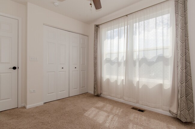 Building Photo - 26107 White Oak Trail