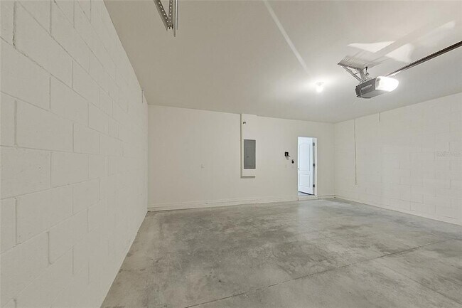 Building Photo - 32020 Katelin Cir