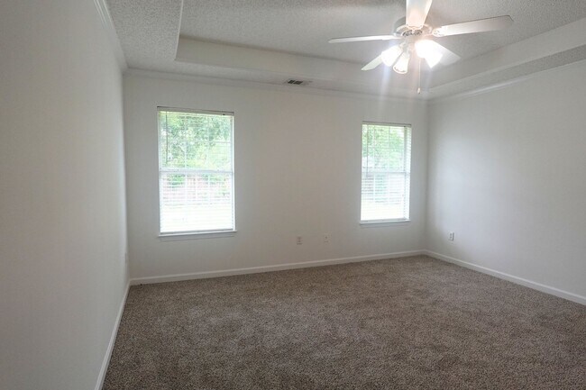 Building Photo - Available Soon!