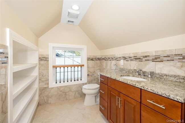 Building Photo - 16 Grand Blvd