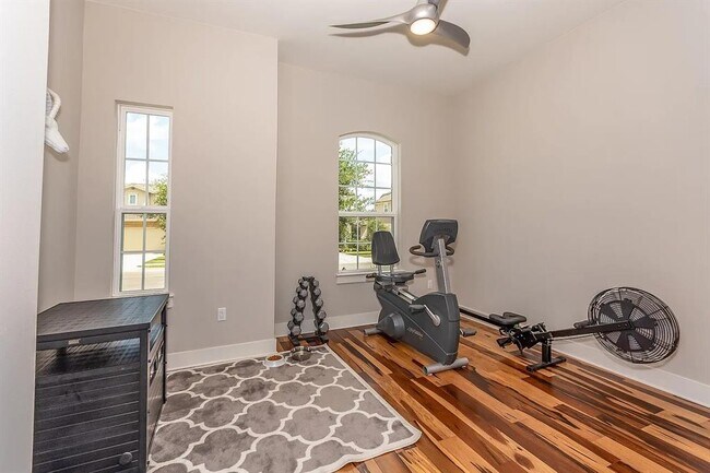 Building Photo - 5121 Rain Lily Dr