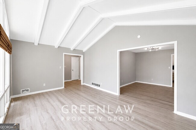 Building Photo - 3605 Flat Shoals Rd