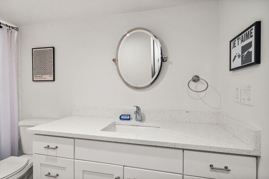 Building Photo - 957 NW 64th St